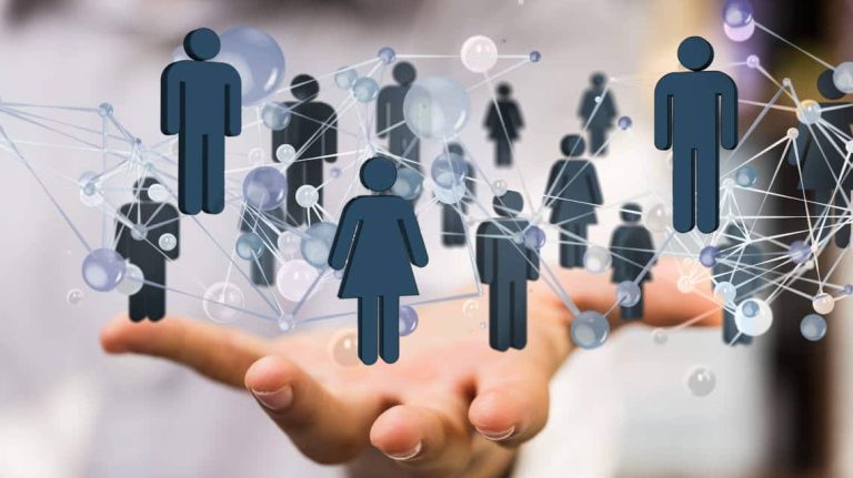 Contratação de talentos no exterior